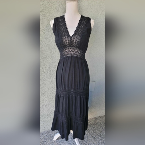 Seaspice Dresses & Skirts - Seaspice Crochet Chic Black Sleeveless Maxi Dress